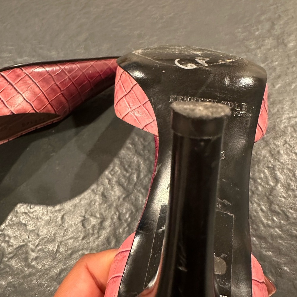 Y2K Kenneth Cole D’orsay Impress Pink Croc Pointed Toe Pump - Picture 16 of 16